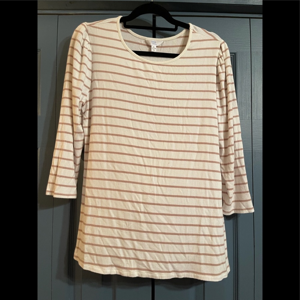 Stripped 3/4 inch sleeve top